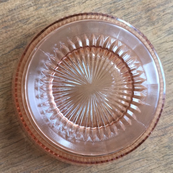 Pink Depression Glass - Picture 4 of 5